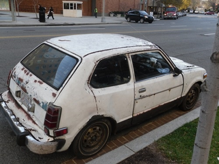 Illustration for article titled First-Gen Honda Civic Stalks GM's DC Office, Taunts Staff By Running For 30-Plus Years